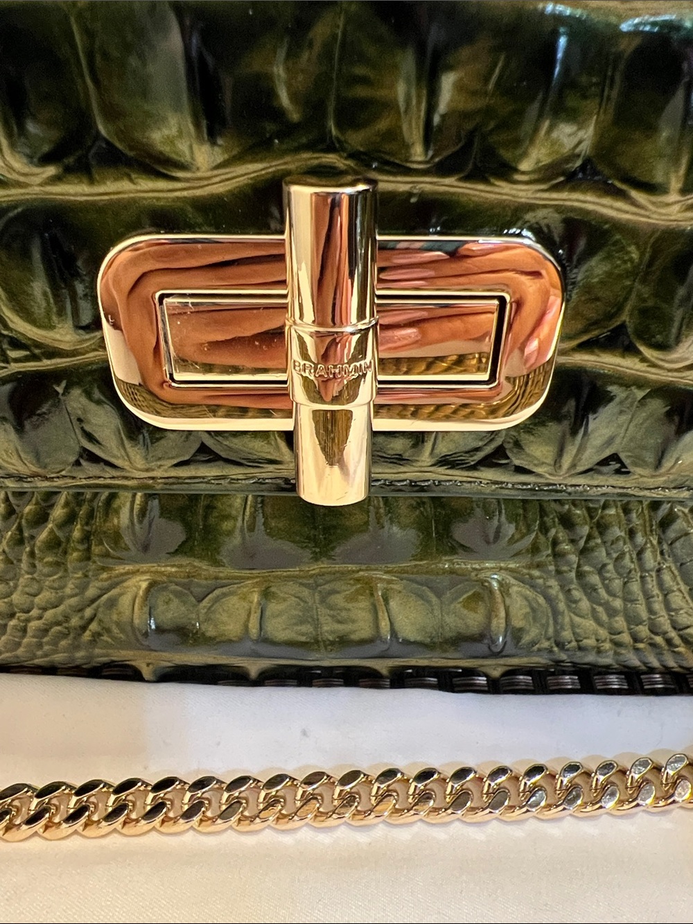 Brahmin Olive Green Croc-Embossed Leather Crossbody with Gold Chain and Wallet - Picture 11 of 12